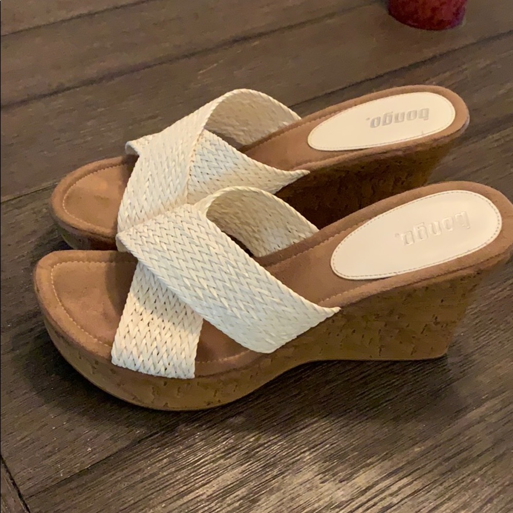 Bongo Wedge Shoes.  White Size 10.